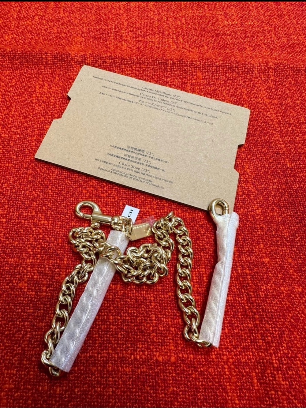 ❤️❤️❤️NEW coach Bag short chain strap ONLY❤️❤️❤️ - Picture 5 of 8